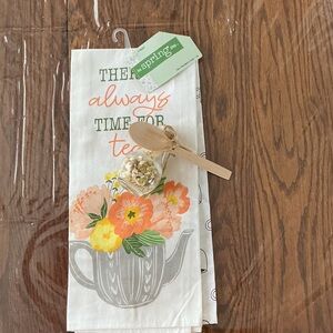 Ring Floral Tea Towel in Cream with Orange and Yellow Blooms